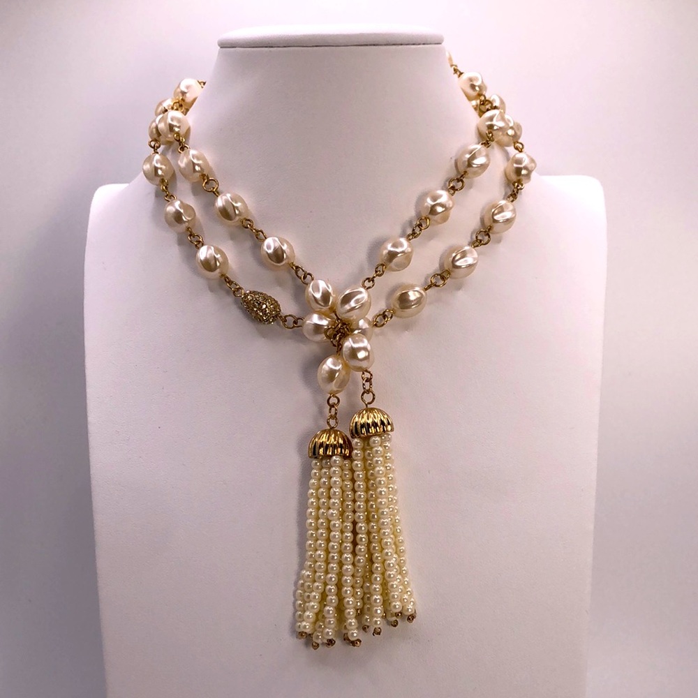 Tassel Pearl costume necklace